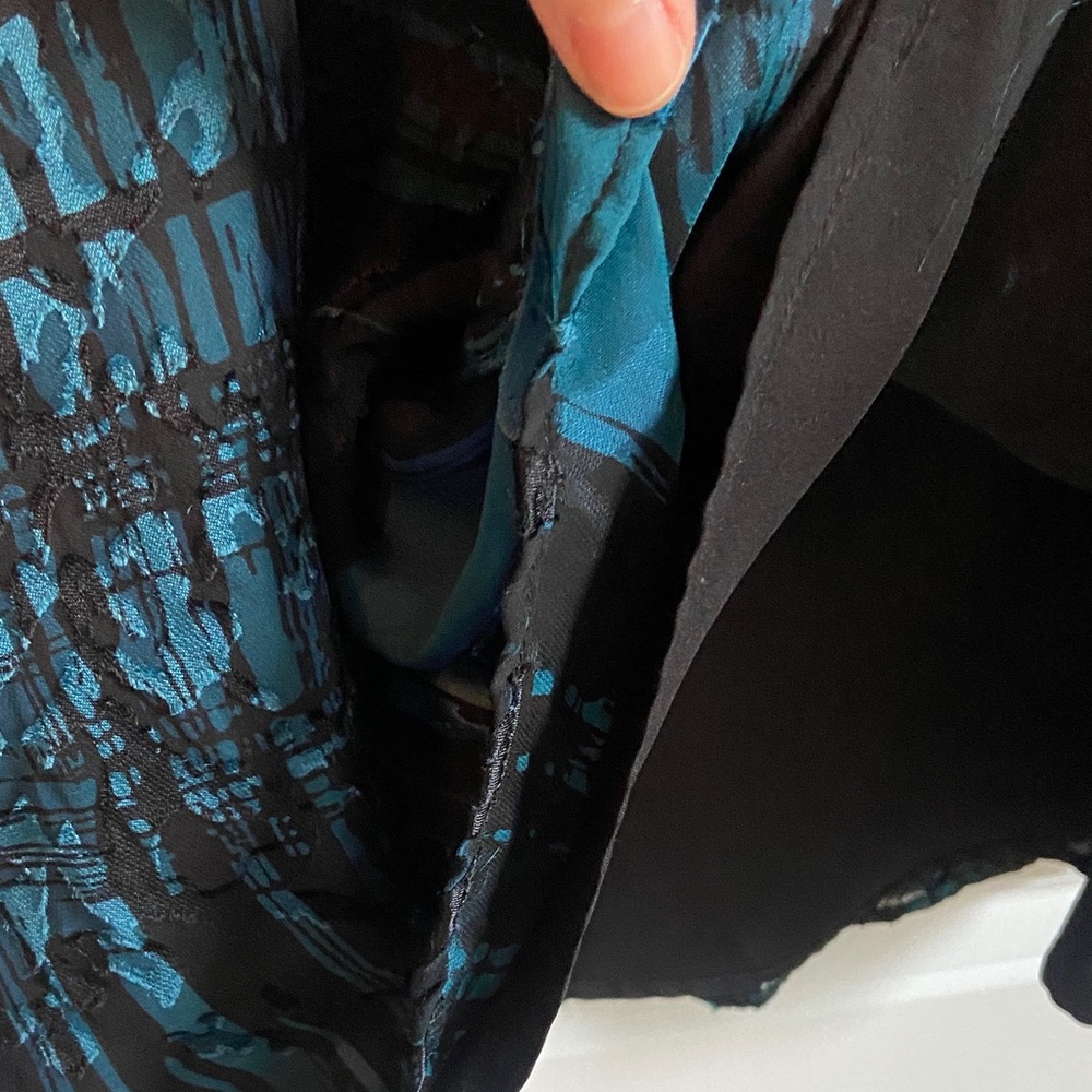 Chico's Silk Blend Brynn Mallard Maxi Skirt
Size 0 (4-6) Small - Picture 5 of 8